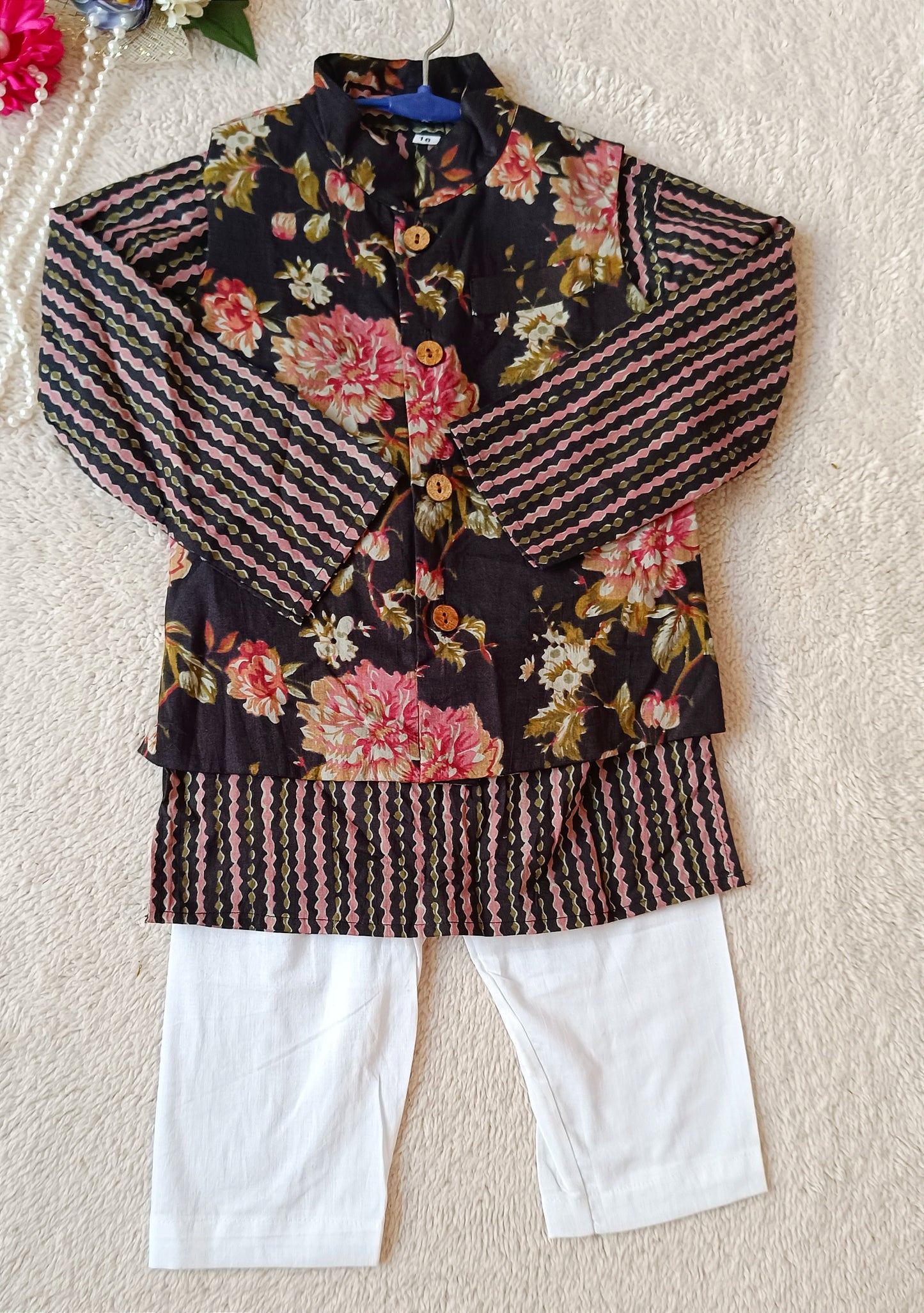 Black Fulwari Jacket with Kurta -Pyjama ( Tie and Dye)