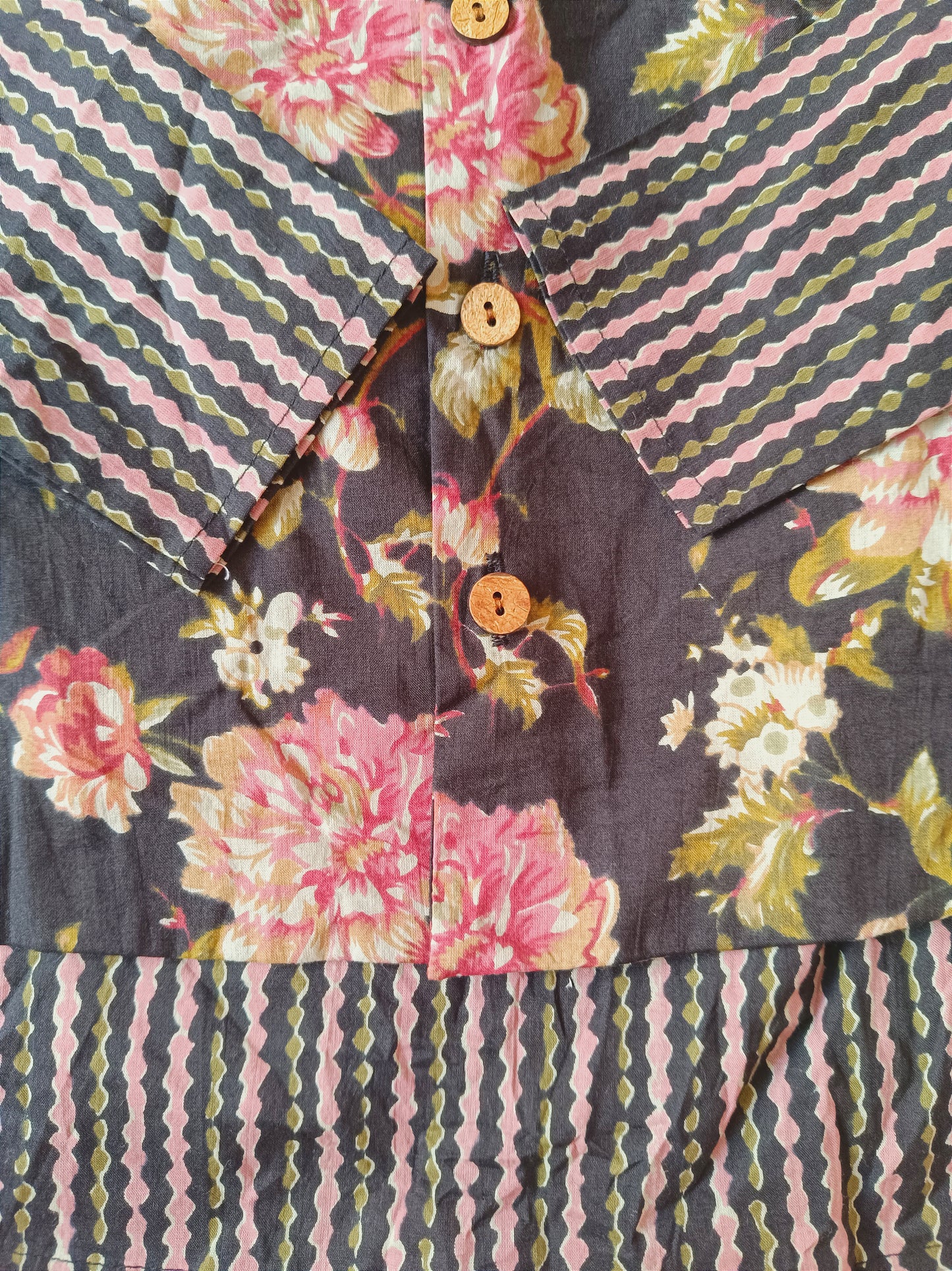 Black Fulwari Jacket with Kurta -Pyjama ( Tie and Dye)