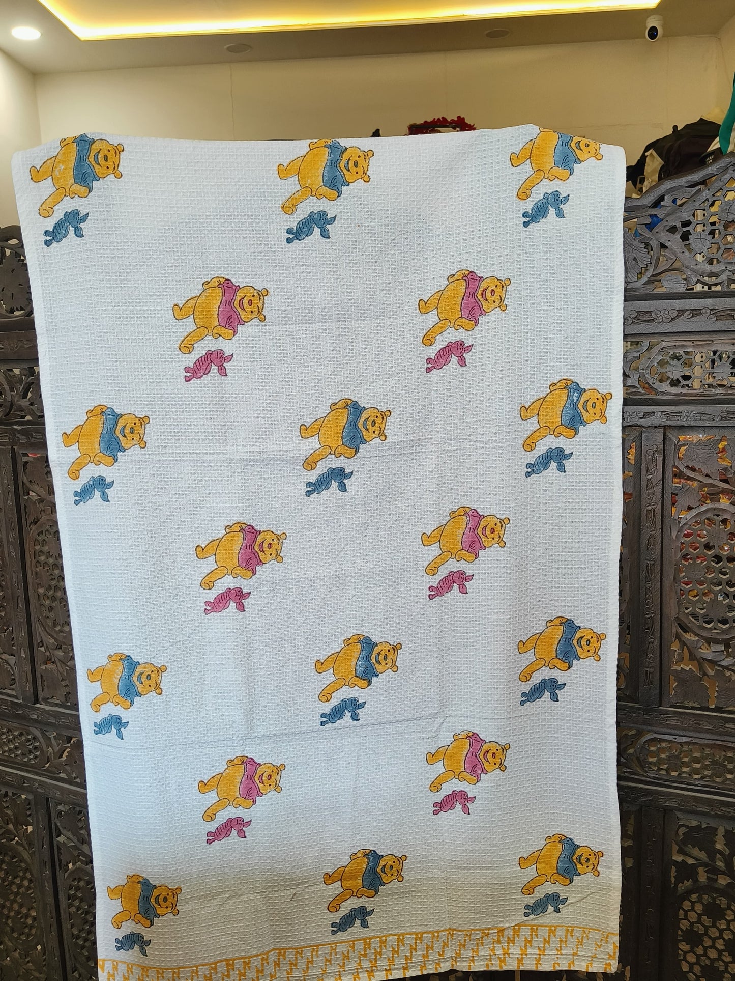 Winnie Pooh Print White Cotton Bath Towel