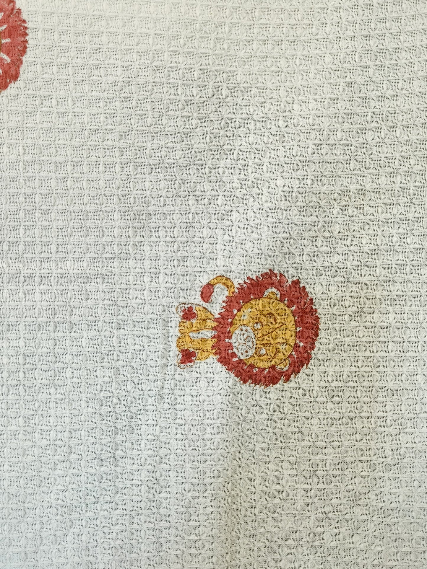Adorable Lion White Cotton Bath Towel