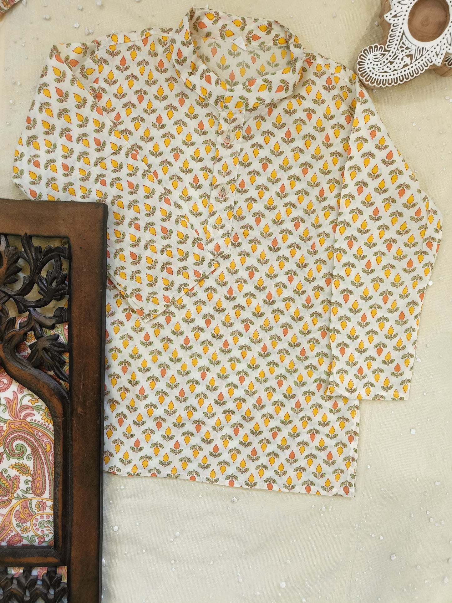 Peach Paisley printed Jacket with Kurta -Pyjama (kpj1004)