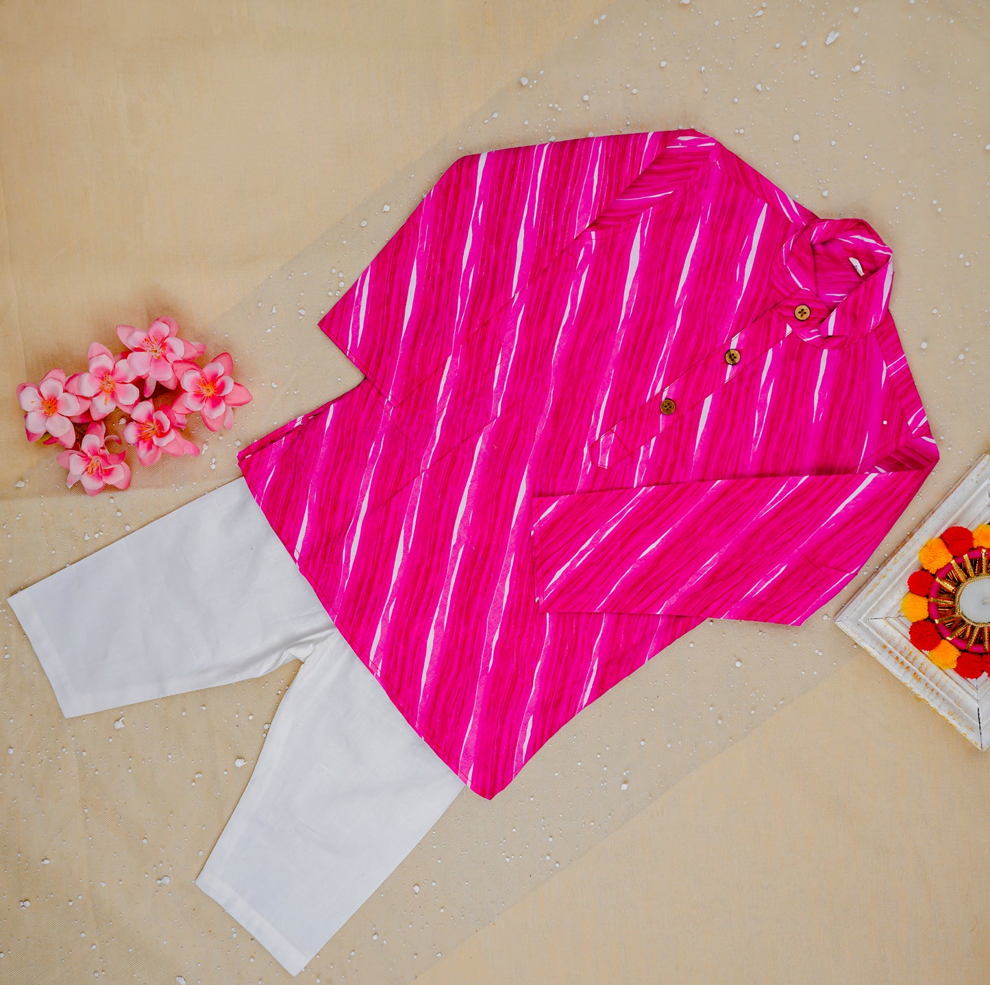 Fuchsia Pink Bandhej Kurta and Jacket with Pyjama (Tie and Dye)