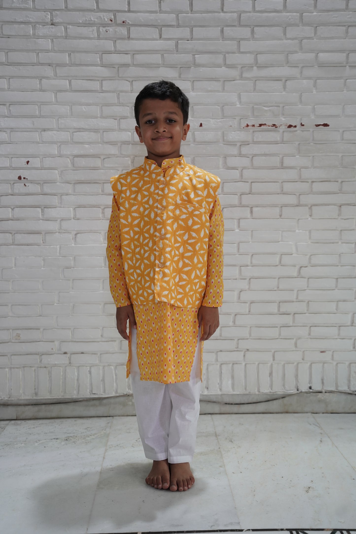 Yellow Lurex Patti print Jacket with Kurta -Pyjama