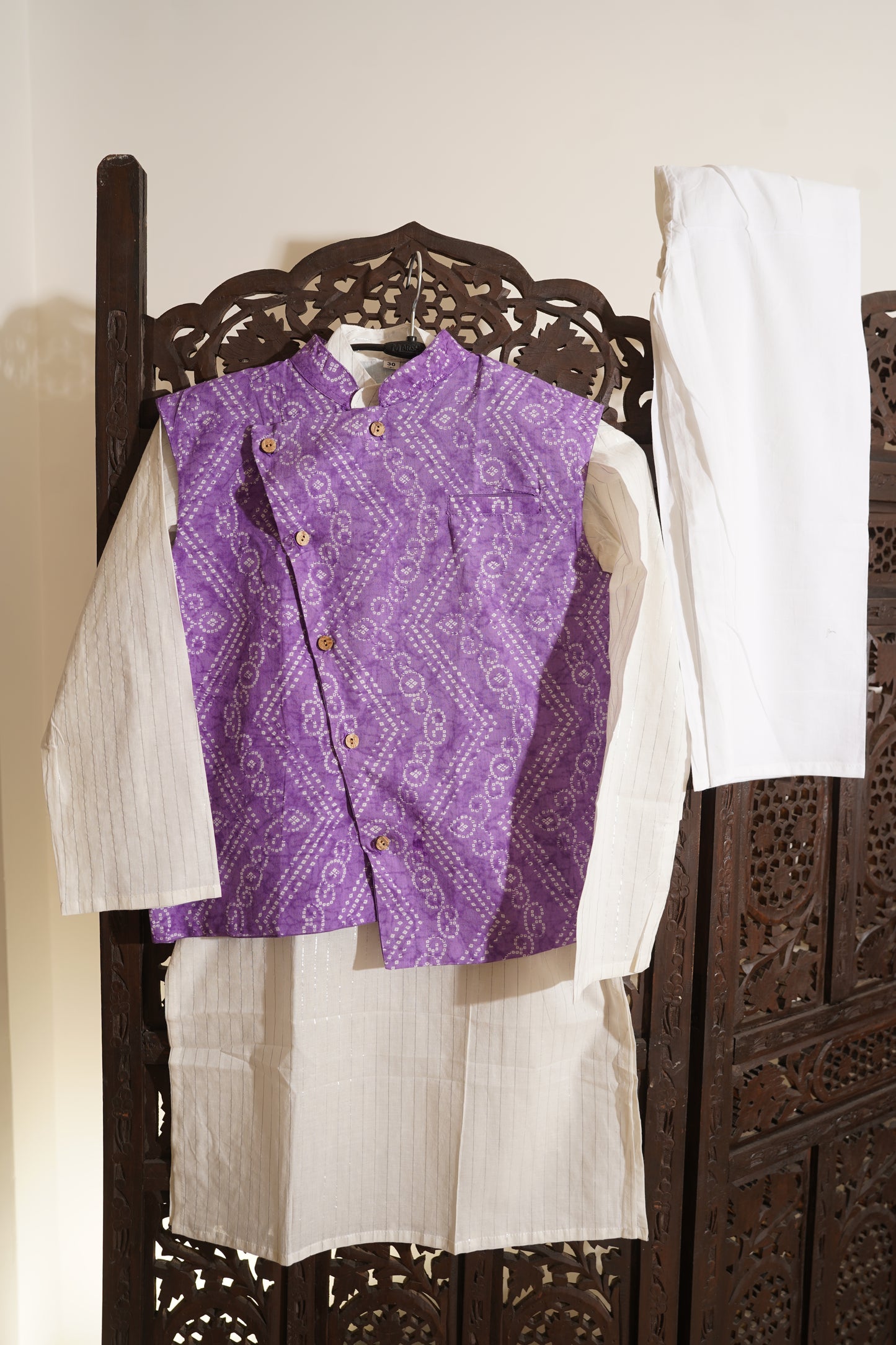 Lavender Bandhej Jacket with Kurta -Pyjama ( Tie and Dye)