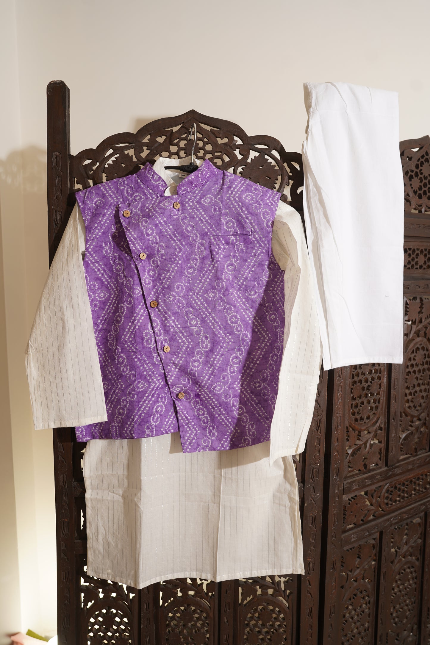 Lavender Bandhej Jacket with Kurta -Pyjama ( Tie and Dye)