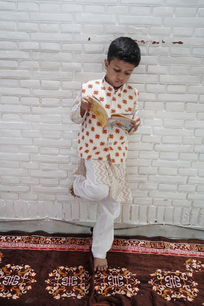 Ikkat Cream print Jacket with Kurta -Pyjama
