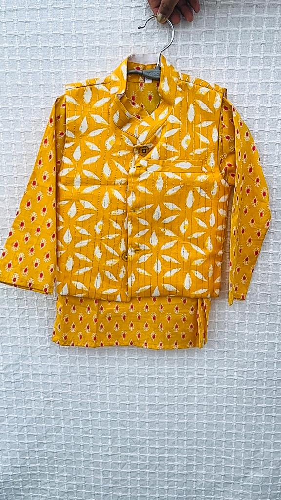 Yellow Lurex Patti print Jacket with Kurta -Pyjama