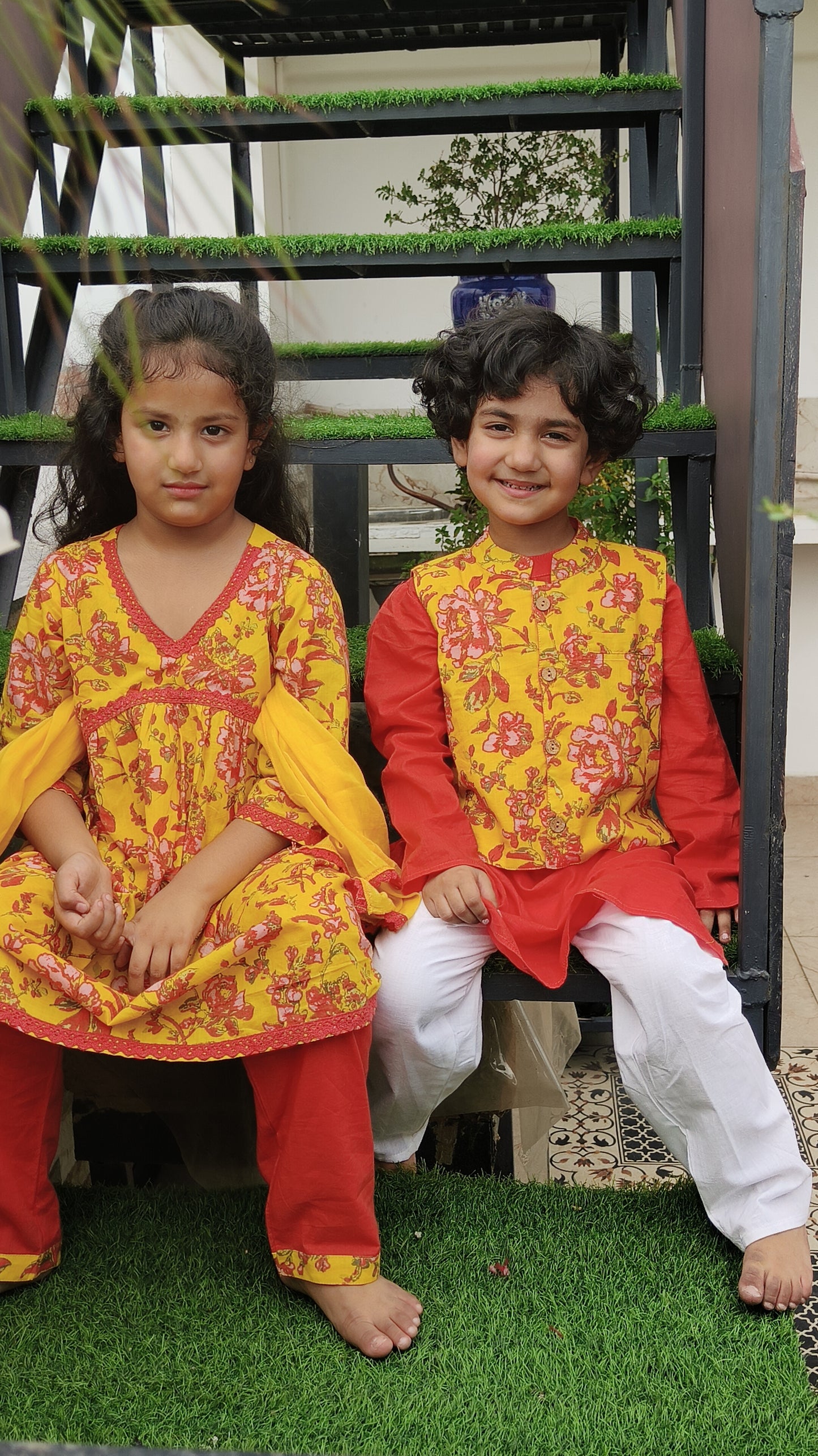 Floral Printed Jacket with Kurta -Pyjama