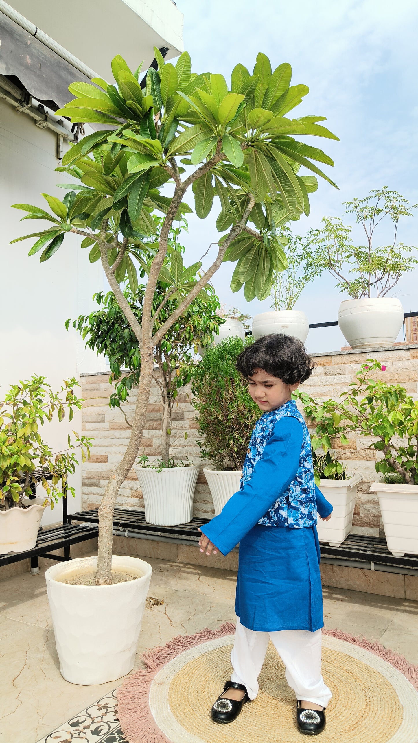 Floral Printed Jacket with Kurta -Pyjama