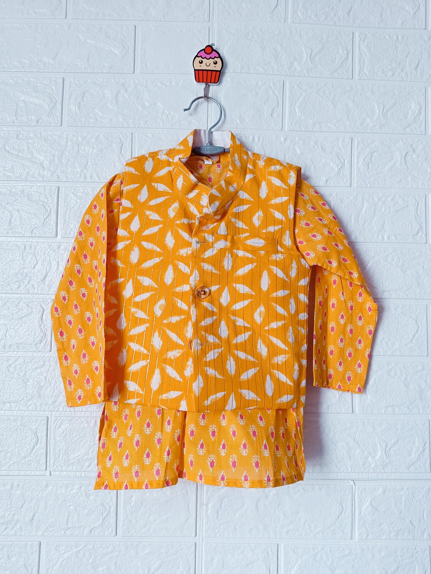 Yellow Lurex Patti print Jacket with Kurta -Pyjama