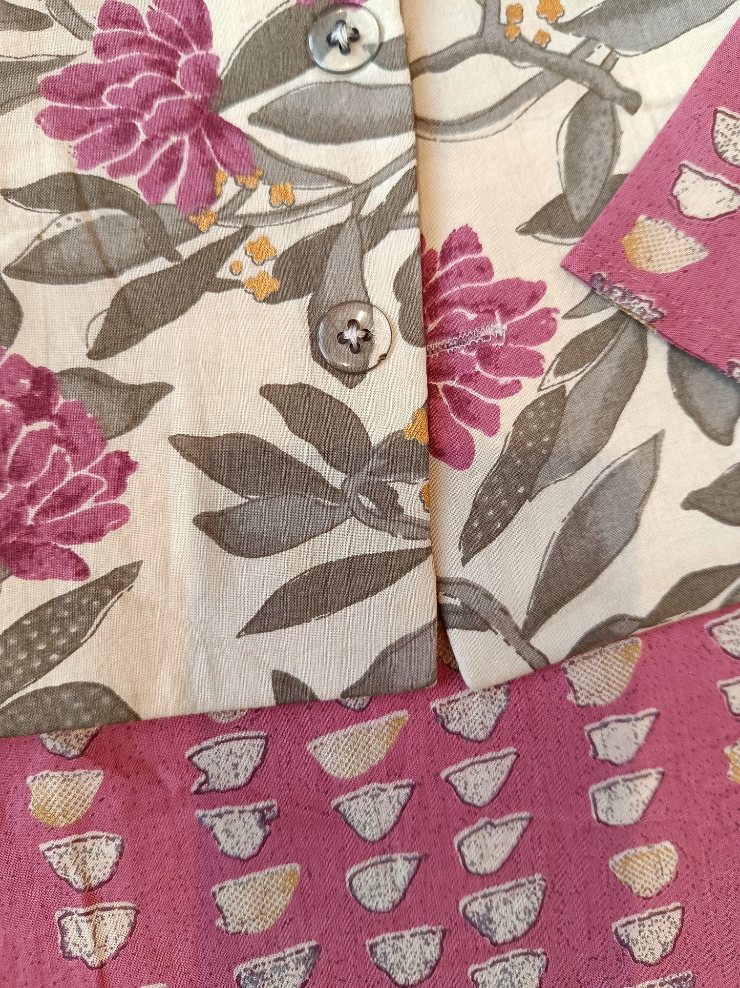 Flower Print Onion Colour Kurta Pyjama With Jacket