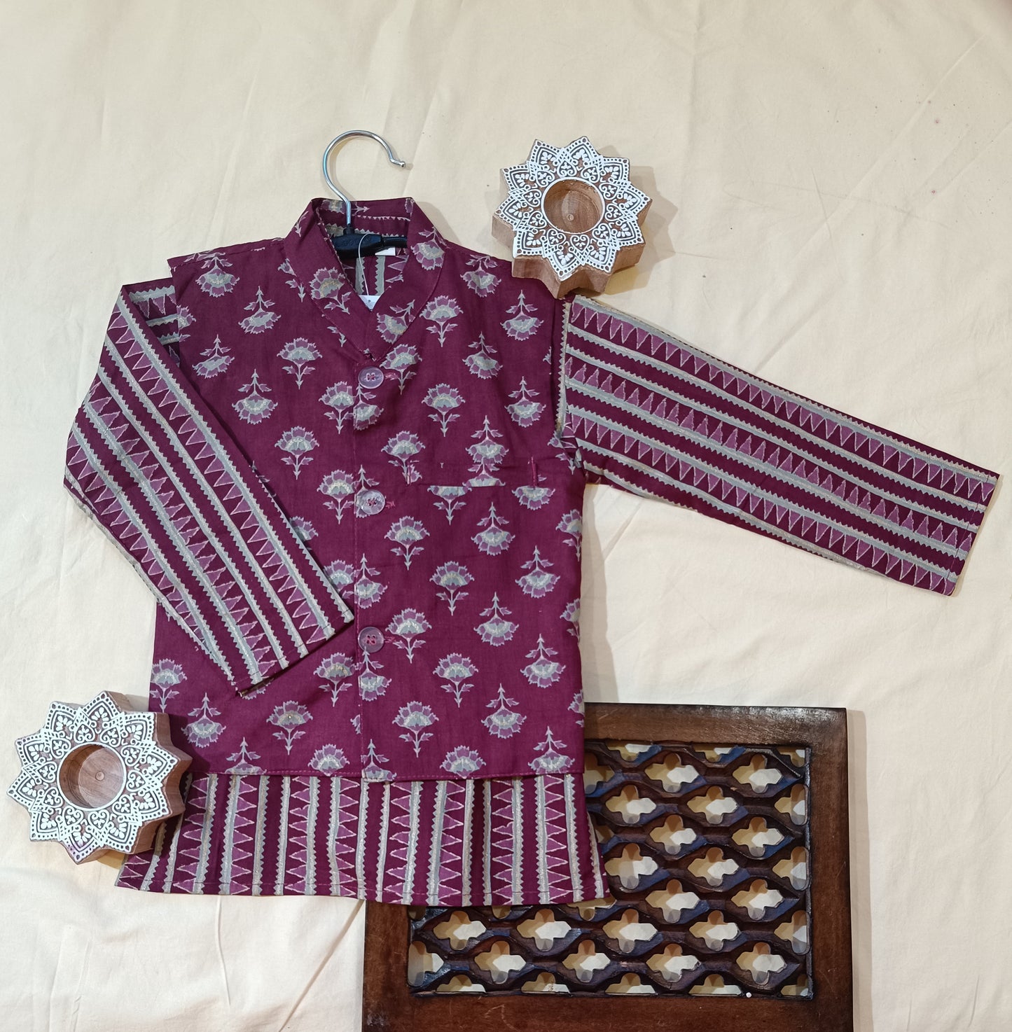Plum Foil print Jacket with Kurta Pyjama