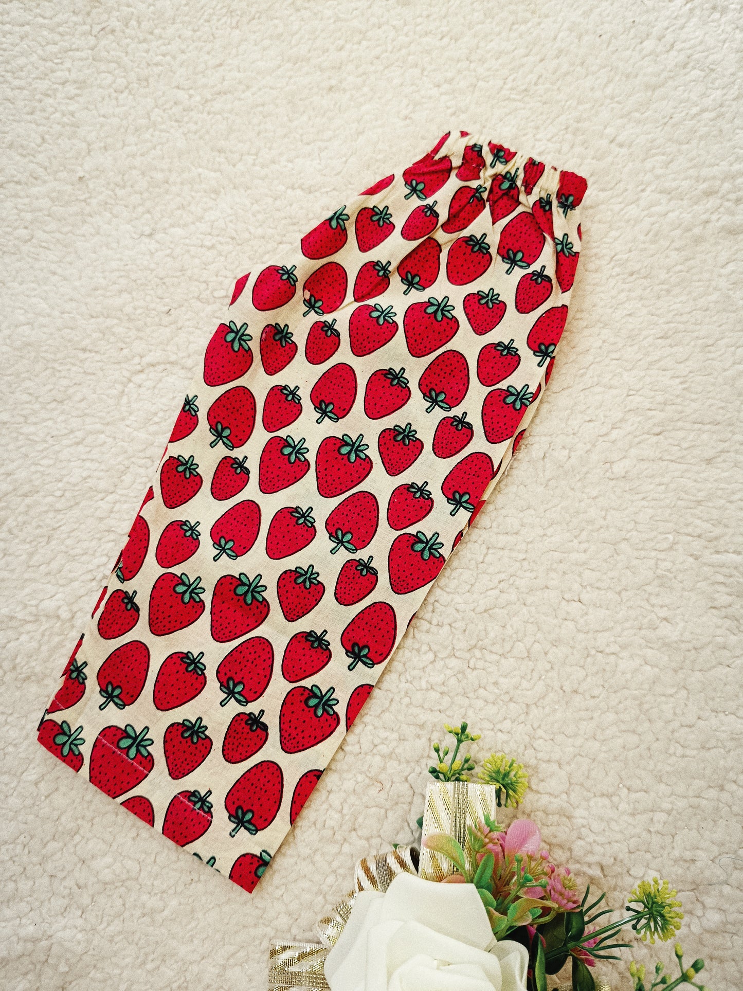 Strawberry Print Red color Night suit