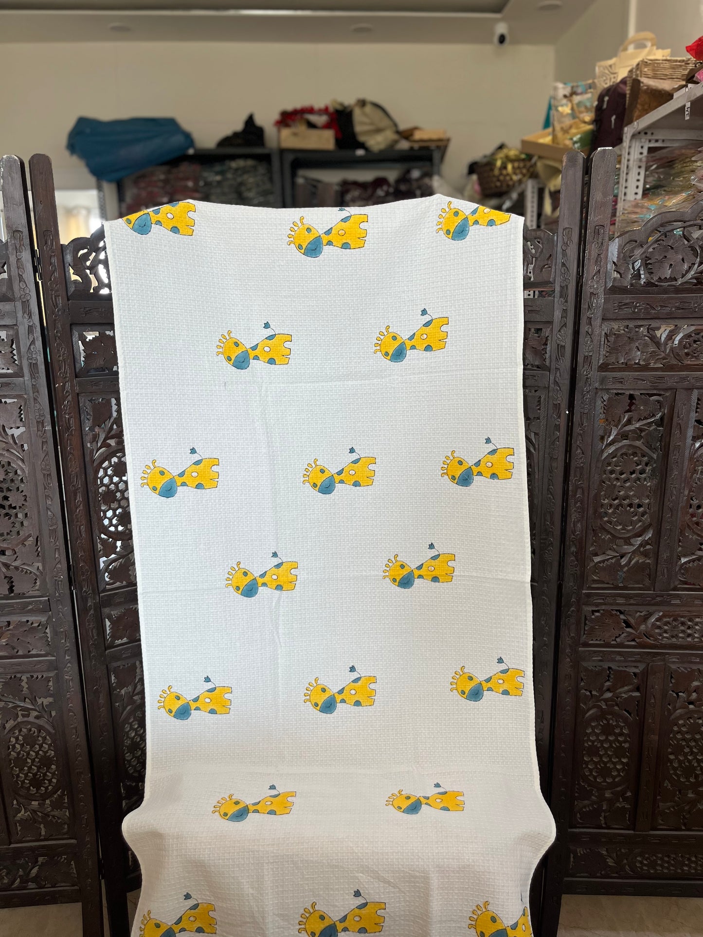 Cute Yellow Giraffe Printed White Cotton Bath Towel