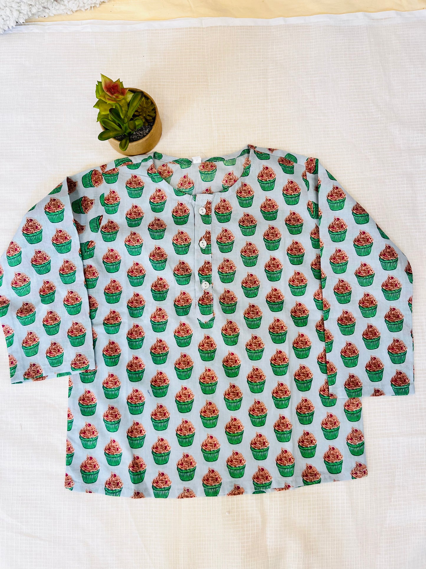Cupcake Printed Green Color Night Suit