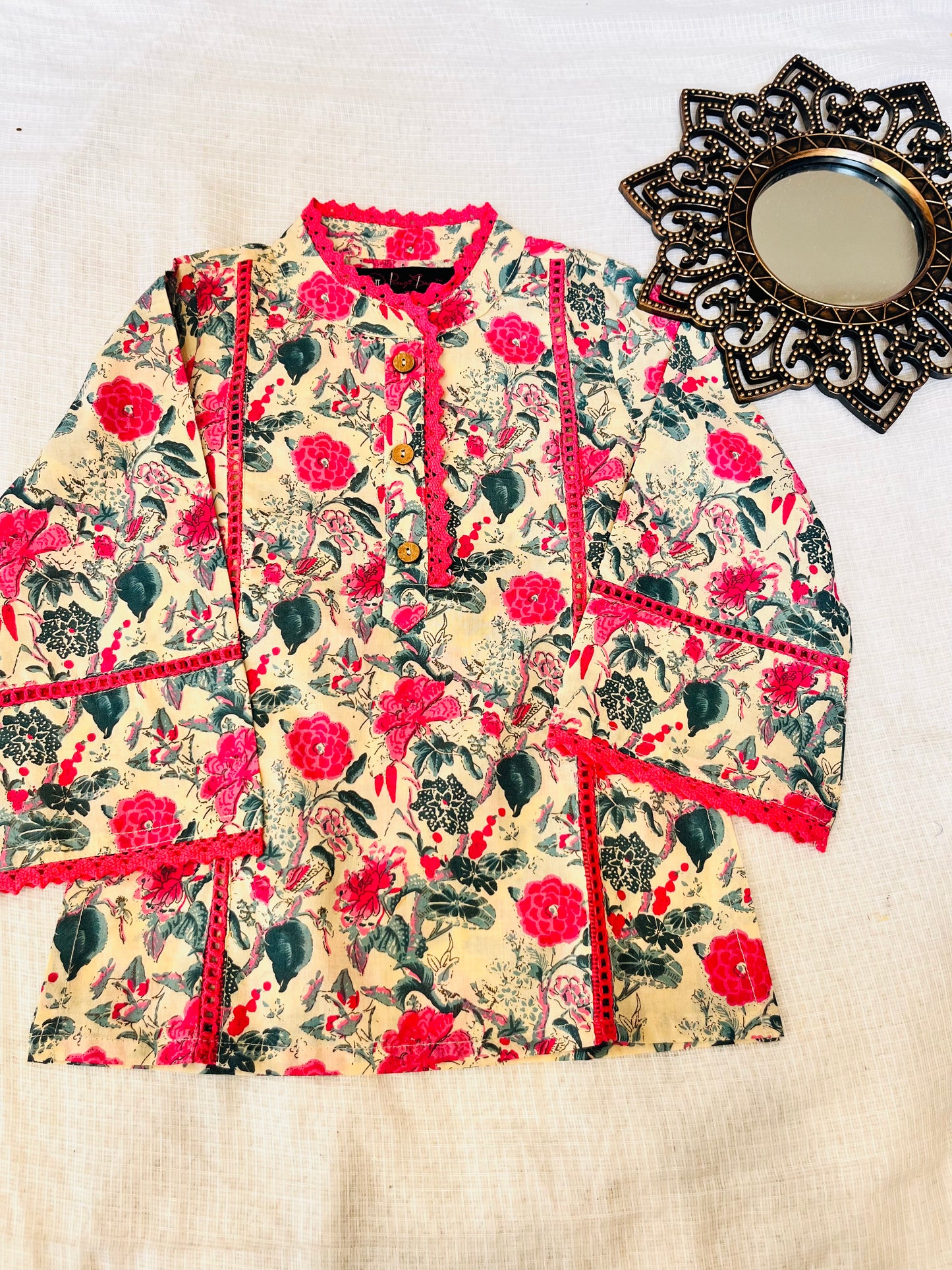 Pink Flower printed Straight Kurta with Dhoti Style Tulip Pant