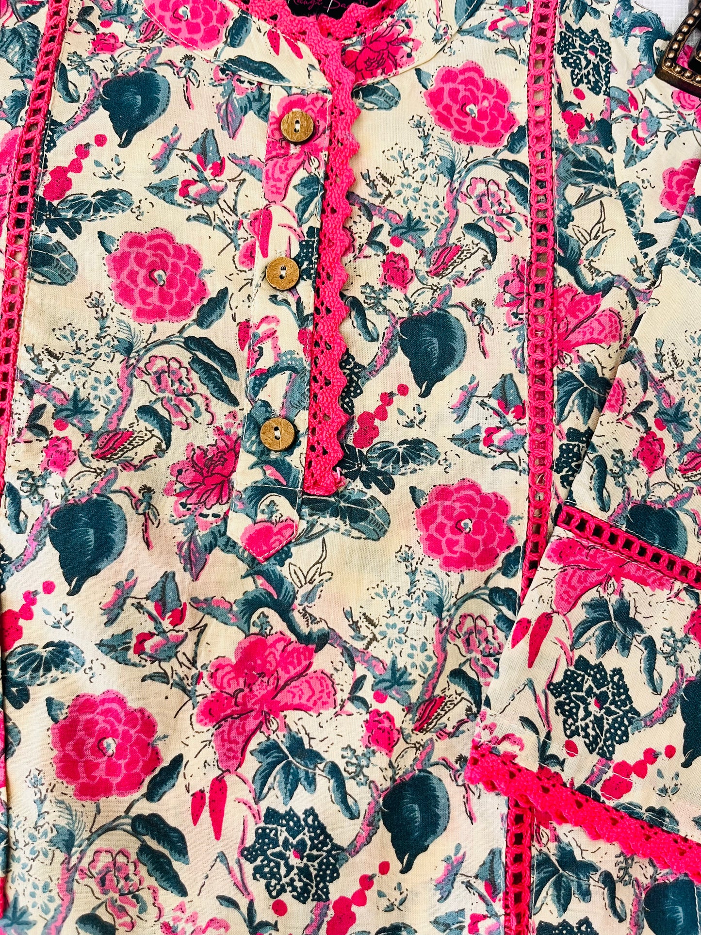Pink Flower printed Straight Kurta with Dhoti Style Tulip Pant
