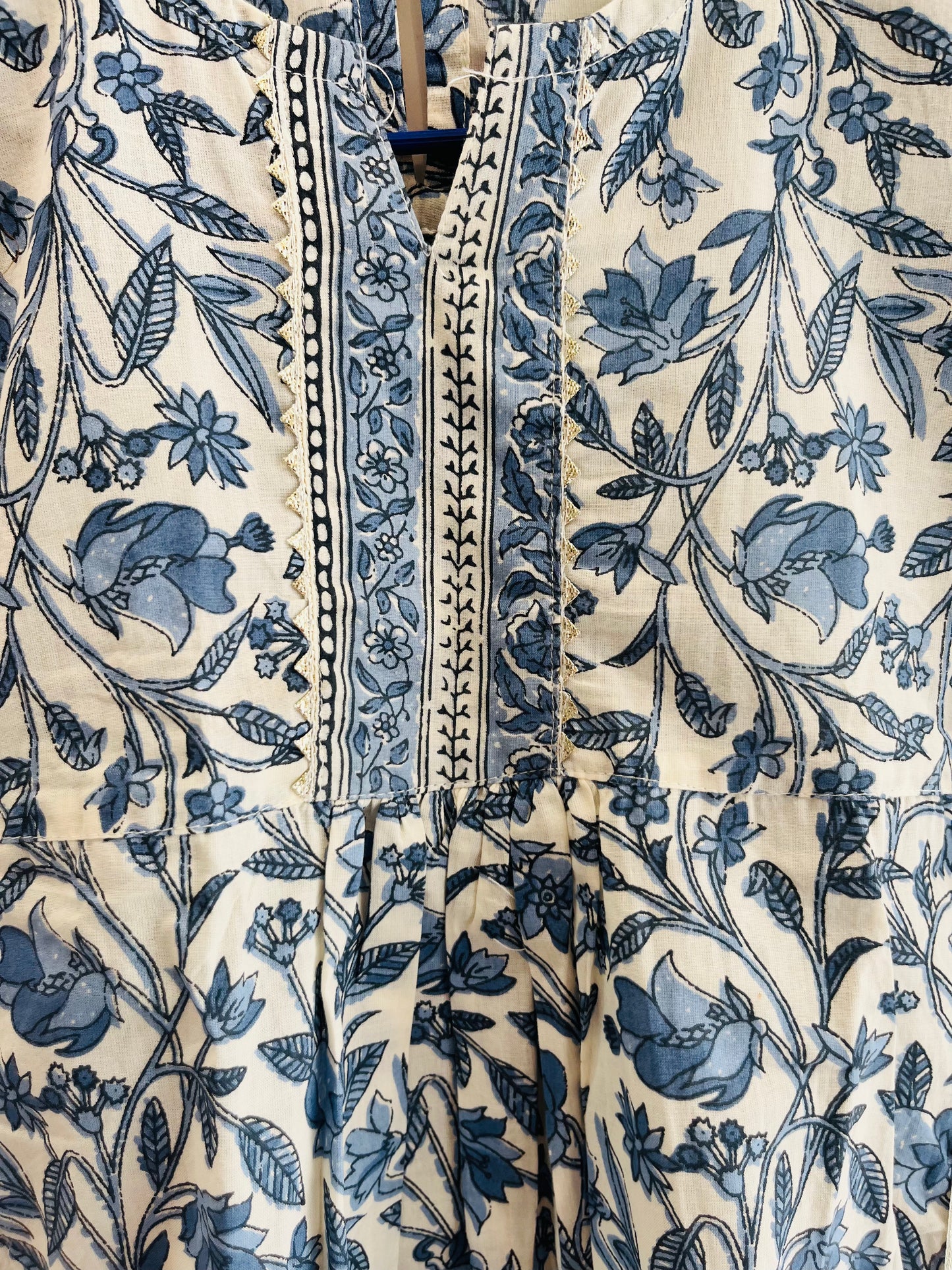 Blue Colour Floral Printed Nyra Cut suit with Pant