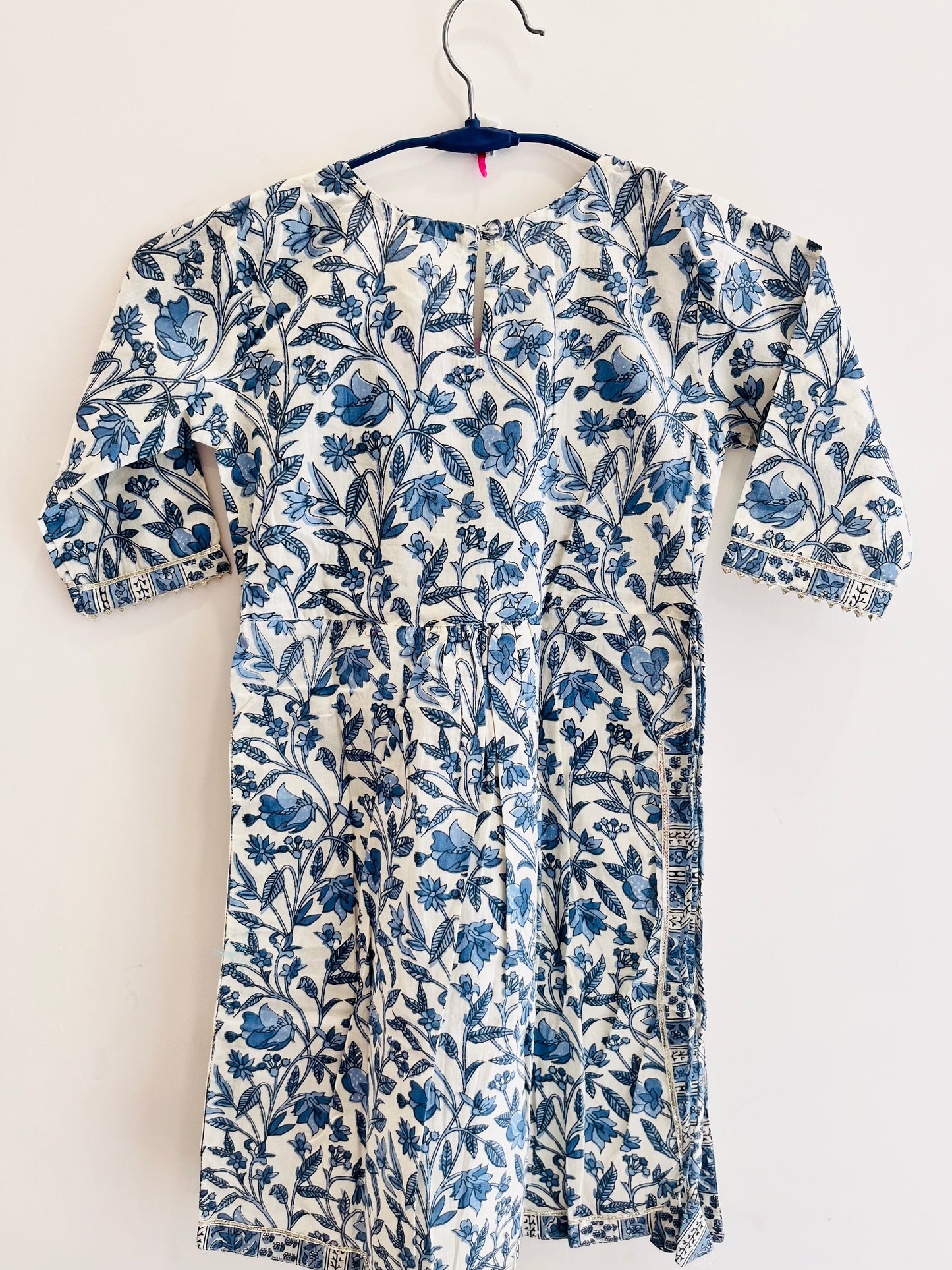 Blue Colour Floral Printed Nyra Cut suit with Pant