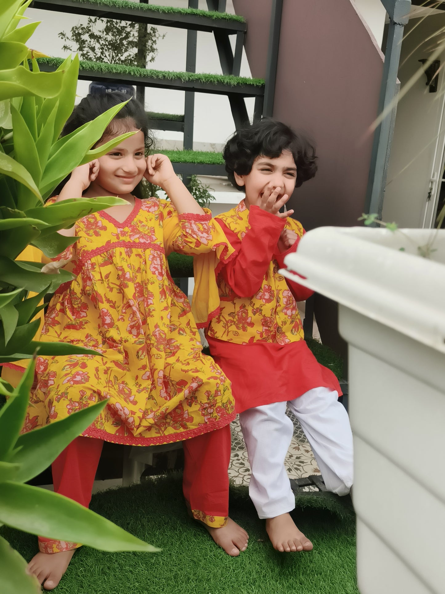 Floral Printed Jacket with Kurta -Pyjama