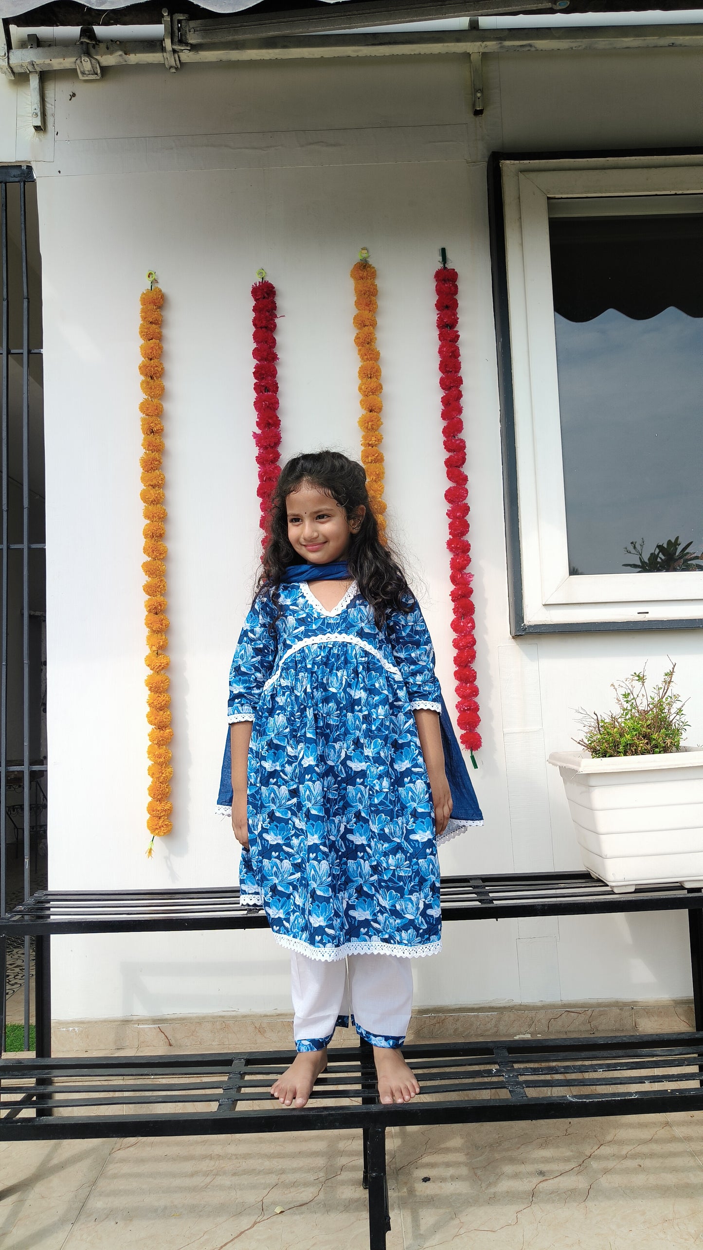 Blue Colour Floral Printed Girls Flare Suit Set
