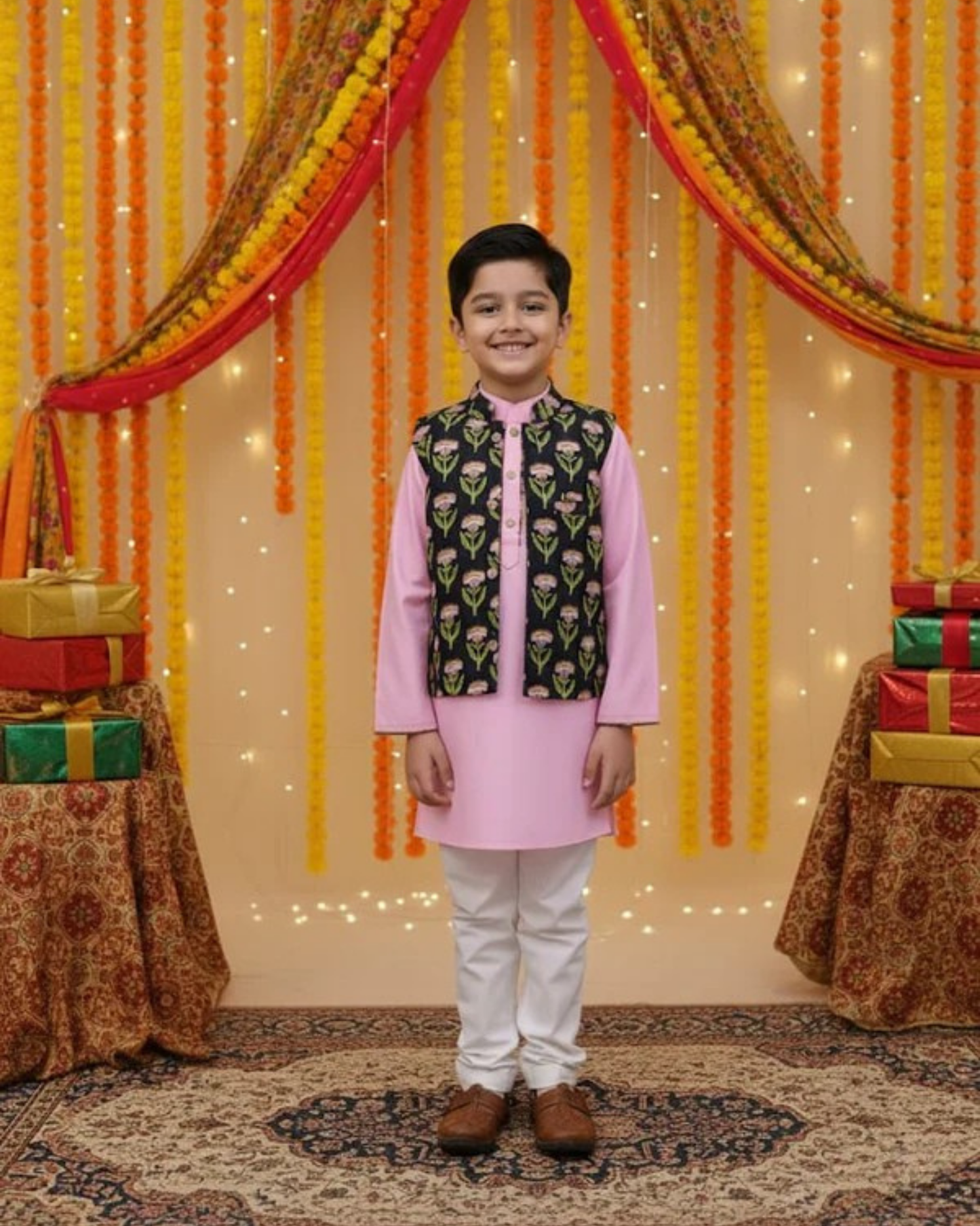 Ethnic Floral Print Jacket with Kurta -Pyjama