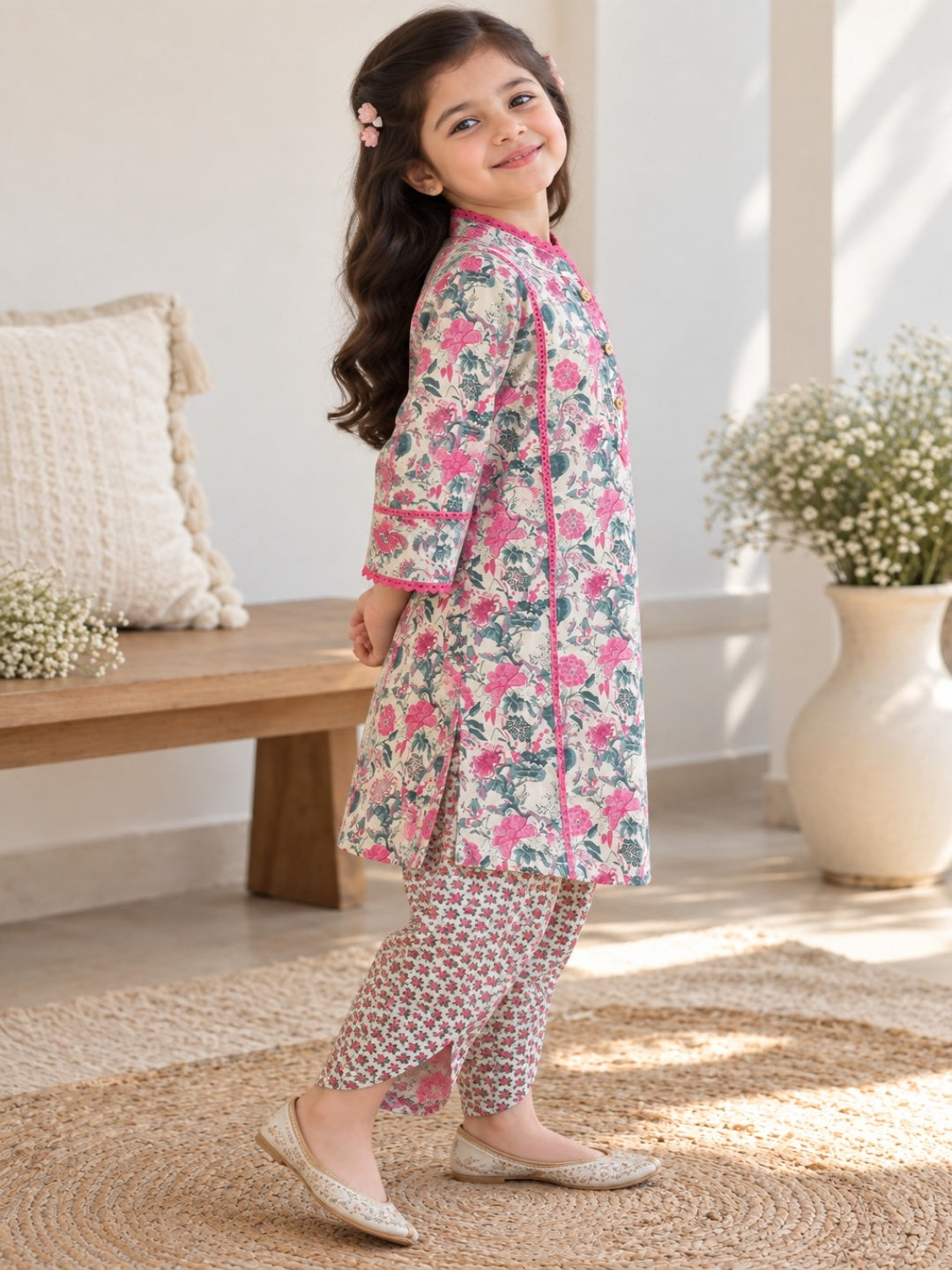 Flower printed Straight Kurta with Dhoti Style Tulip Pant