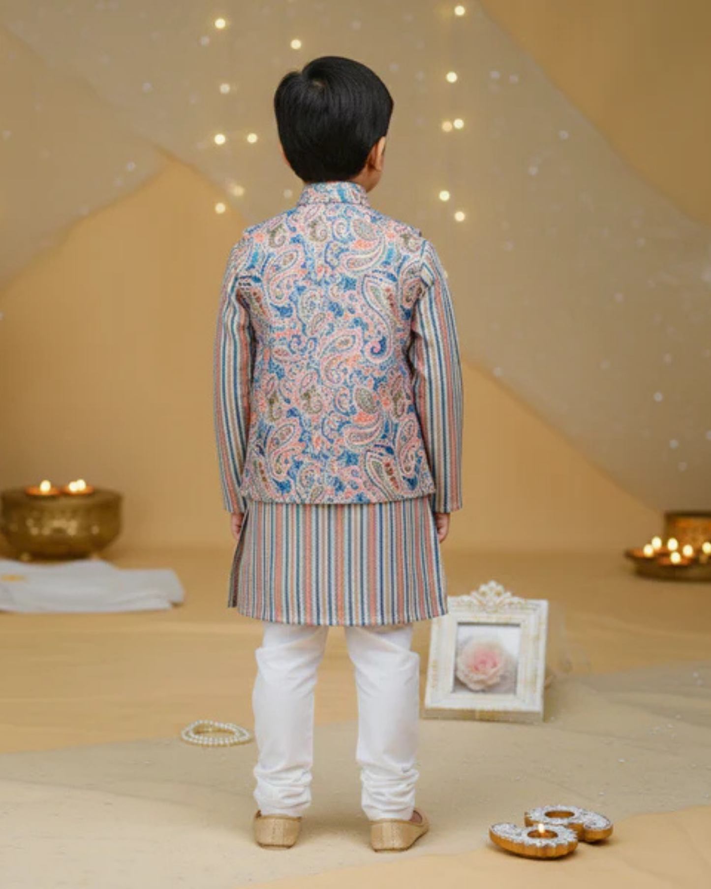Yellow Pastel Paisley Jacket with Kurta Pyjama