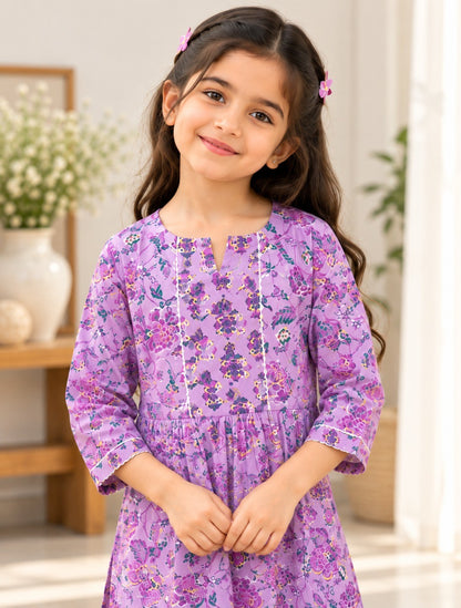 Lavender Colour Floral Printed Nyra Cut suit with Sant