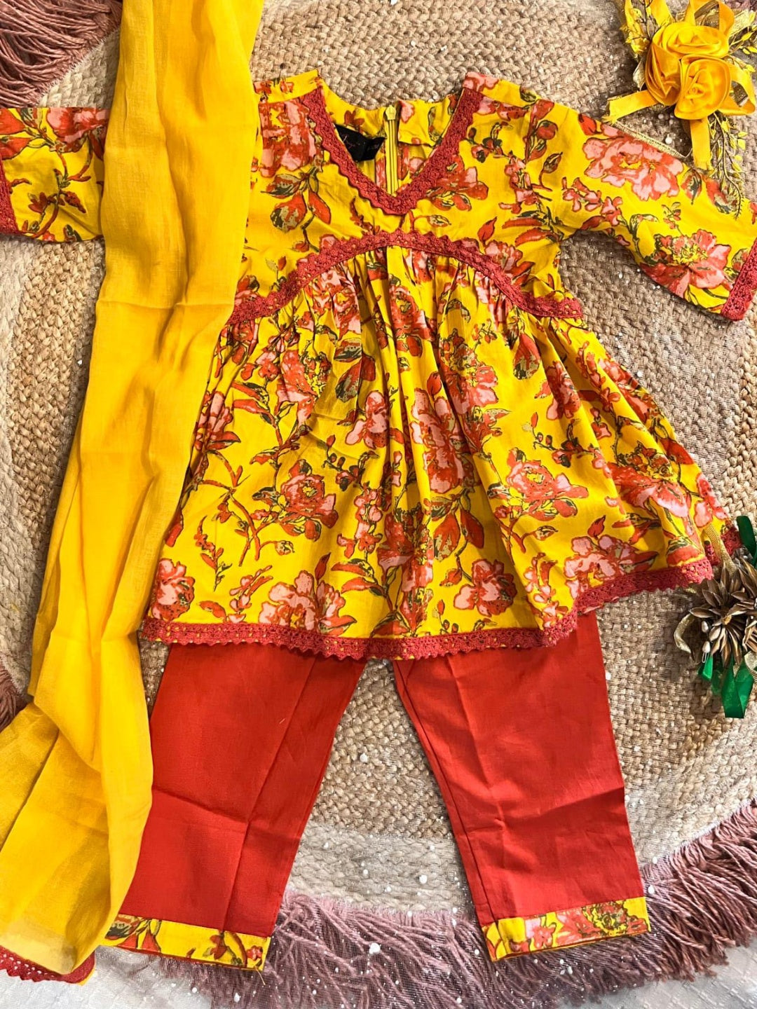 Yellow Colour Floral Printed Girls Flared Suit Set