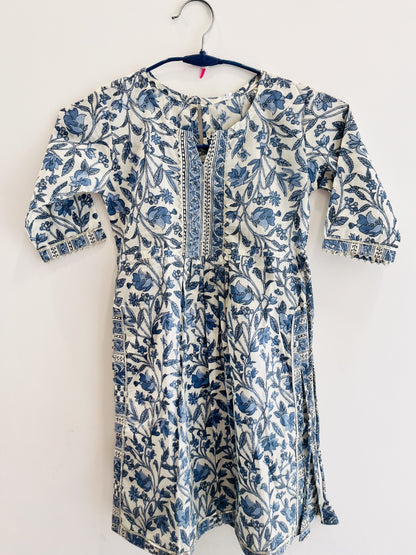 Royal Blue Floral Printed Nyra Cut suit with Sant