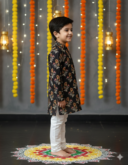 Black block printed Kurta -Pyjama