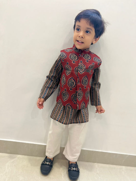 Mehroon/Blue block print Jacket with Kurta -Pyjama