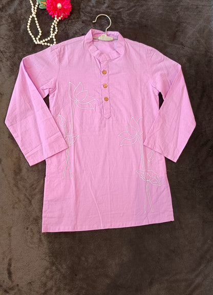 Lavender Lotus embroided Kurta -Pyjama