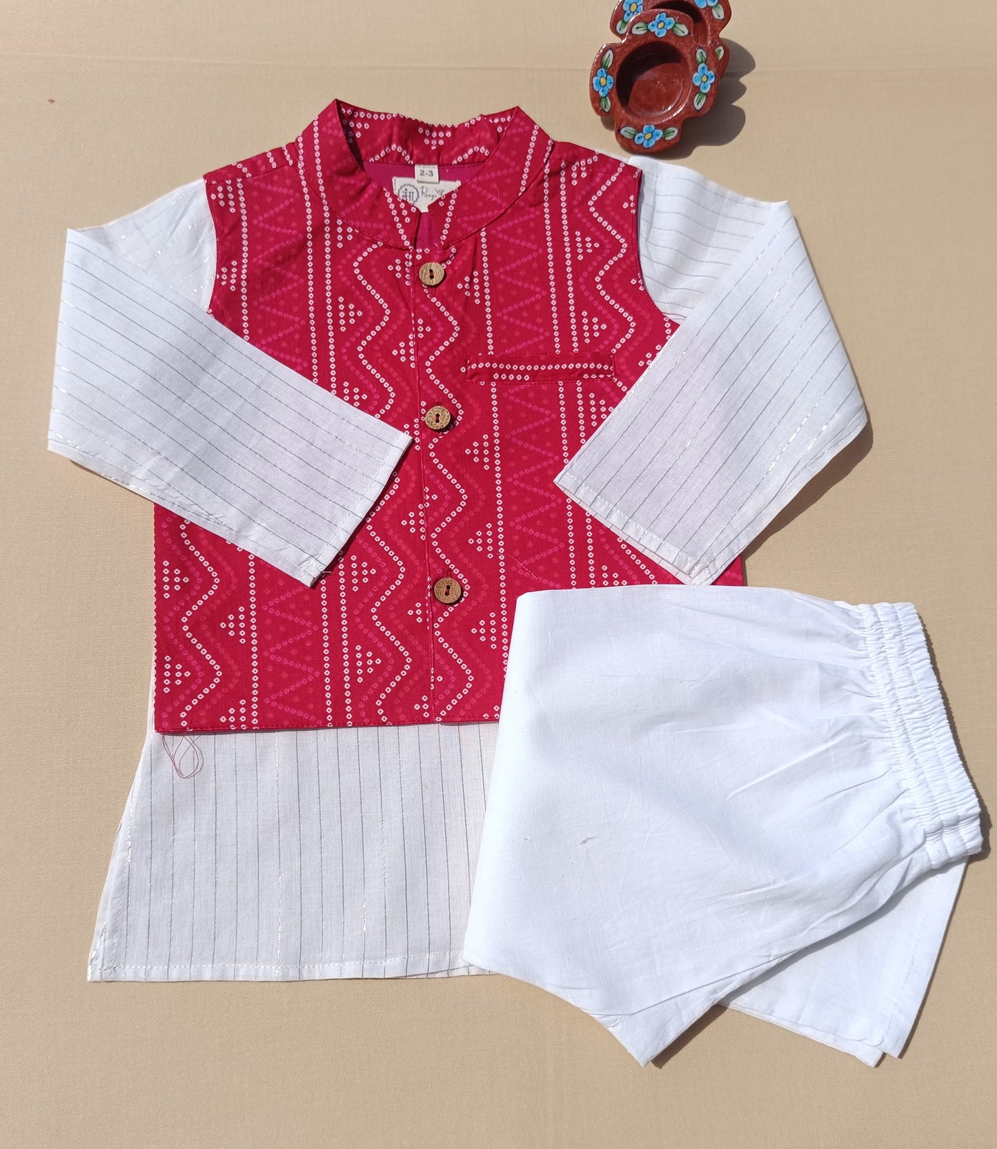 Red Bandhej Jacket With Lurex Kurta Pyjama