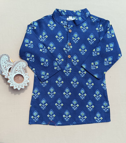 Patola Print Jacket with Kurta -Pyjama