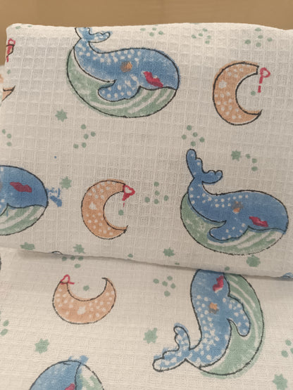 Blue whale Printed White Cotton Bath Towel