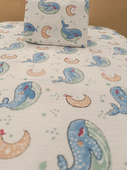 Blue whale Printed White Cotton Bath Towel