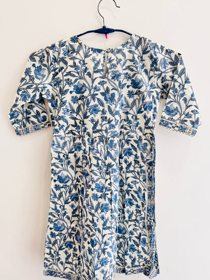 Blue Colour Floral Printed Nyra Cut suit with Pant