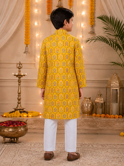 Boys Mughal Boota Printed Cambric Cotton Kurta Pyjama Set