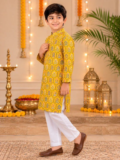 Boys Mughal Boota Printed Cambric Cotton Kurta Pyjama Set