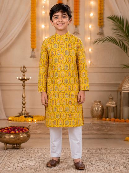 Boys Mughal Boota Printed Cambric Cotton Kurta Pyjama Set