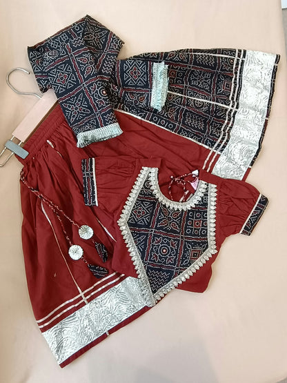 Gujarati Marron/ Black Bandhani Lehnga- Choli set