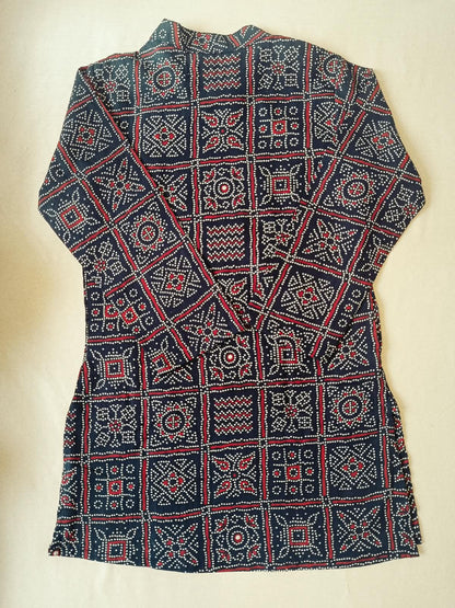 Bandhej printed, Black colored side button kurta -Pyjama set