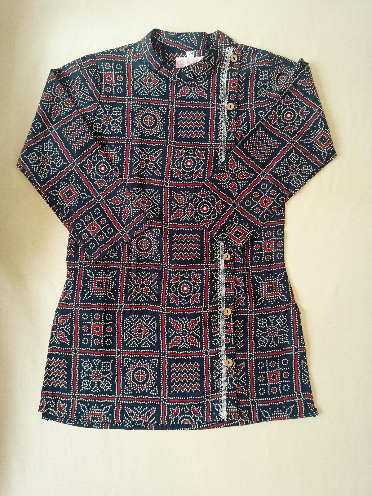 Bandhej printed, Black colored side button kurta -Pyjama set