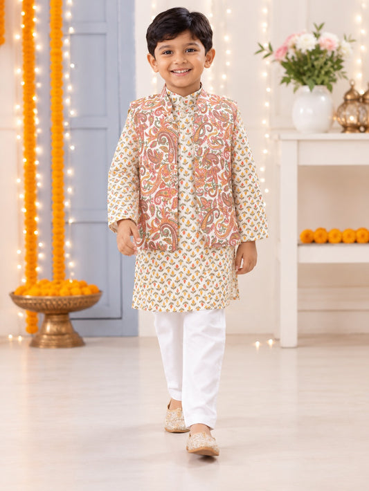 Peach Paisley printed Jacket with Kurta -Pyjama
