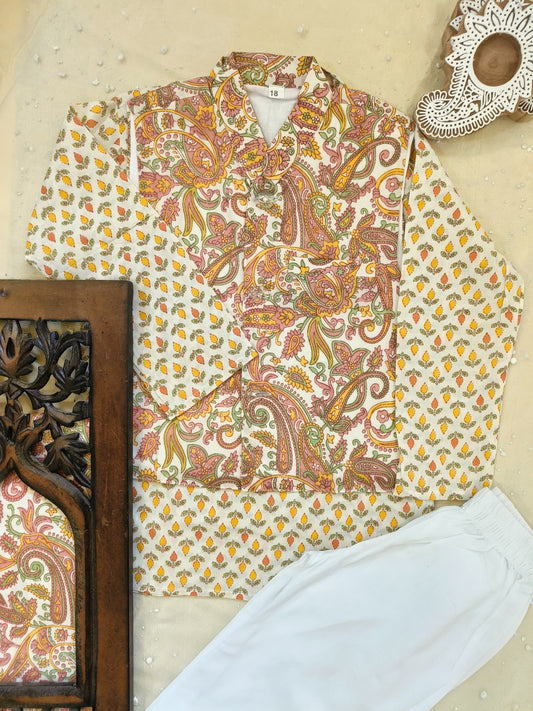 Peach Paisley printed Jacket with Kurta -Pyjama (kpj1004)
